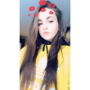 Meet your Posher, Aly